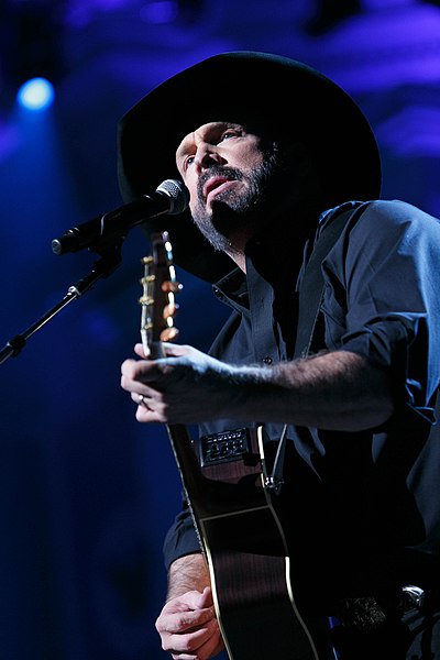 Garth Brooks performs at the 2020 Library of Congress Gershwin Prize for Popular Song concert at DAR Constitution Hall in Washington, D.C., March 4, 2020. Photo by Shawn Miller/Library of Congress.  Note: Privacy and publicity rights for individuals depicted may apply.