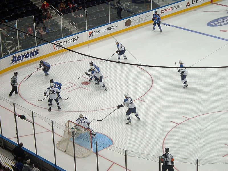 Thrashers on the offense against the St. Louis Blues