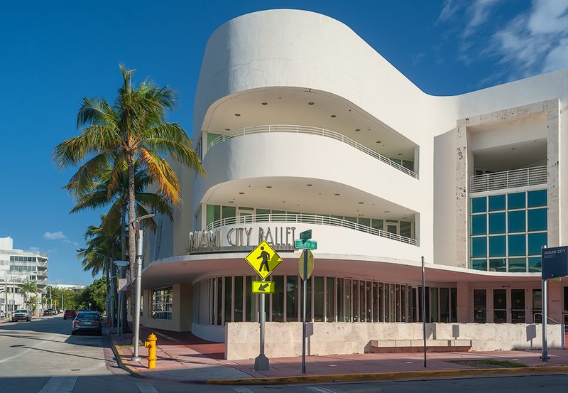 English:   Miami City Ballet building in Miami Beach